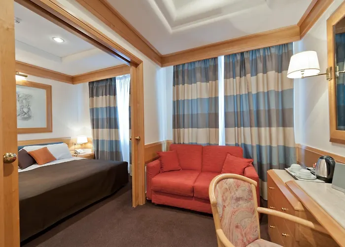 White Otel 4*