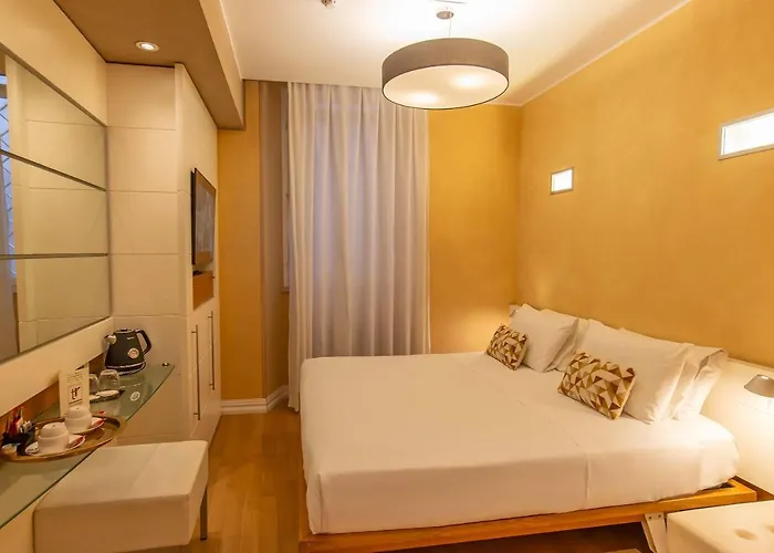 White 4* Roma