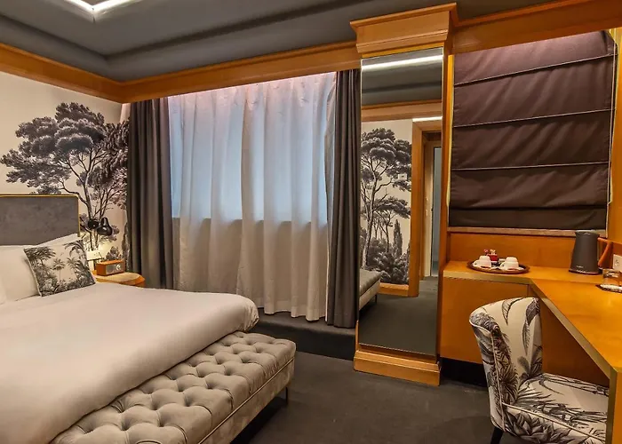 Otel White