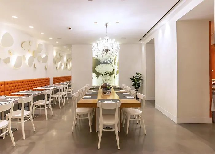 Otel White 4*