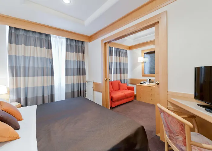 Otel White