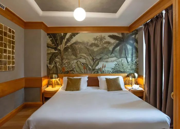 Otel White